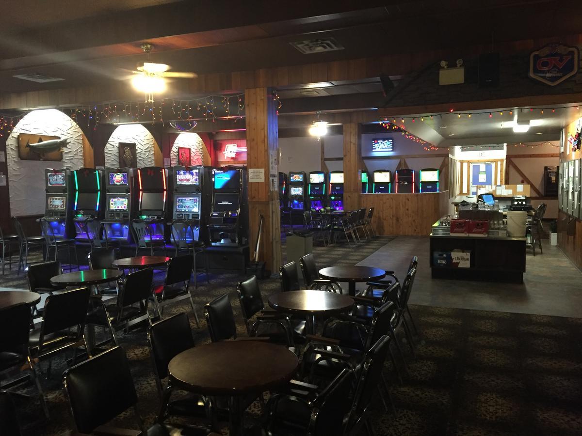 Royal Hotel Flin Flon Εξωτερικό φωτογραφία