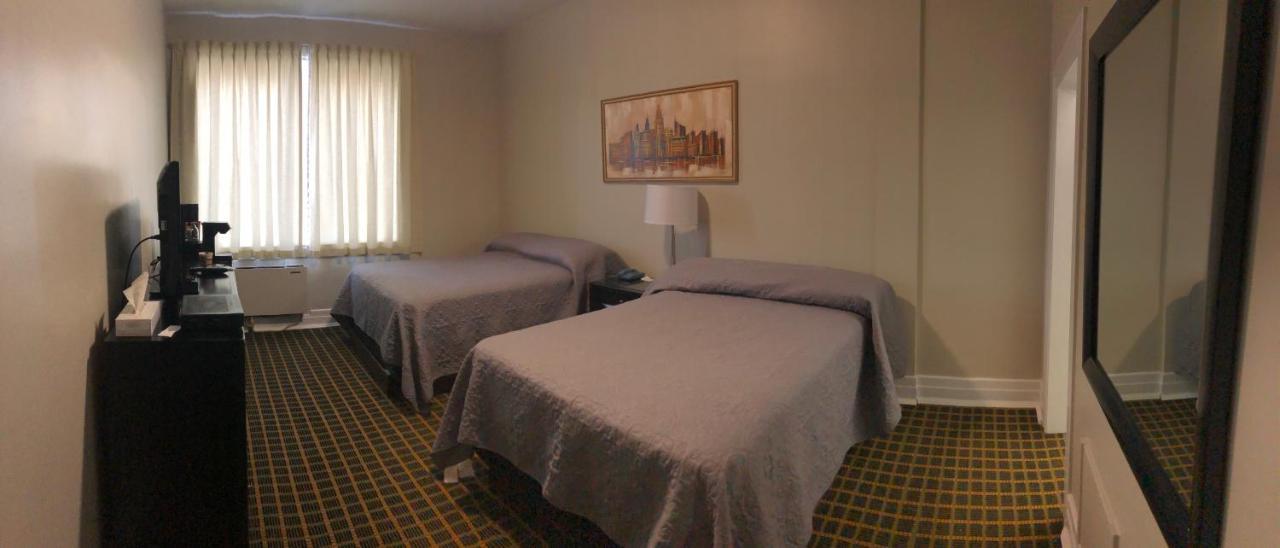 Royal Hotel Flin Flon Εξωτερικό φωτογραφία